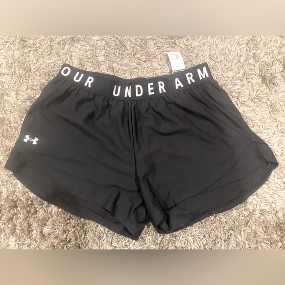 BRAND NEW ✨ Under Armour shorts - Picture 1 of 3